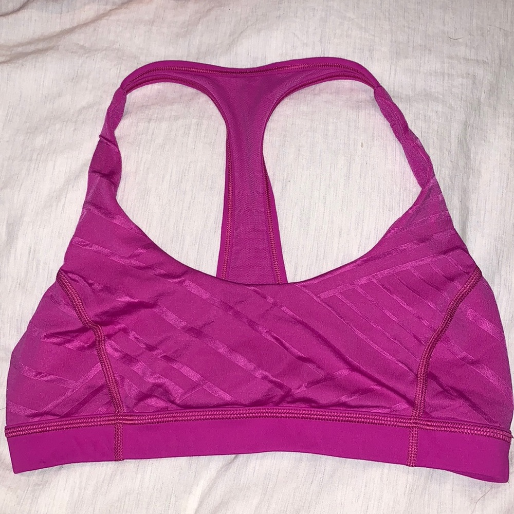 Lululemon size 8 sports bra